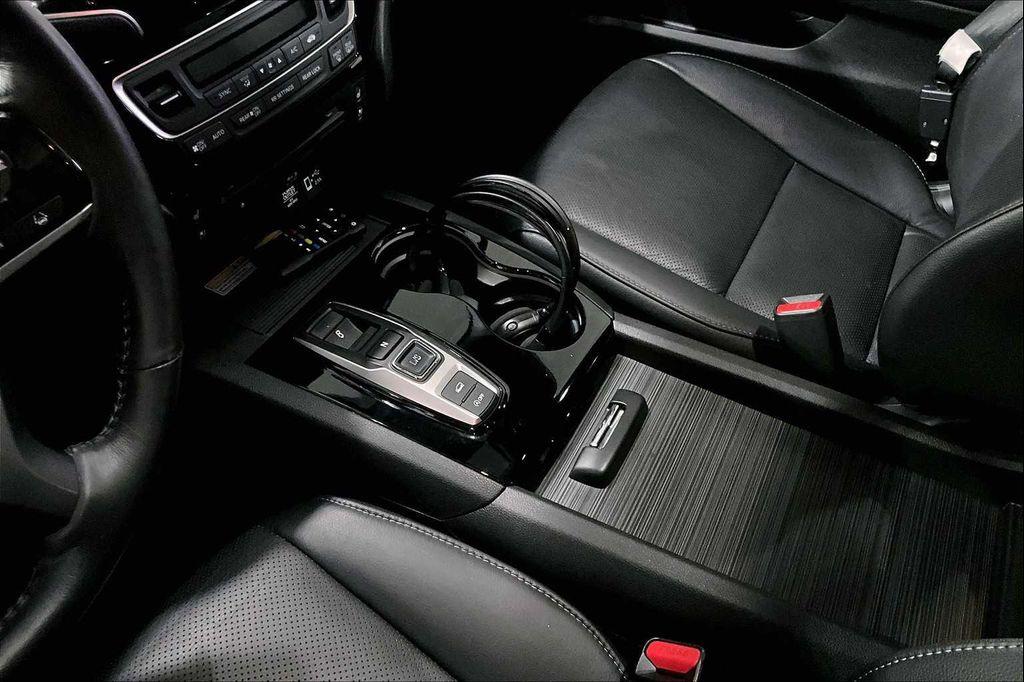 used 2019 Honda Pilot car, priced at $25,787