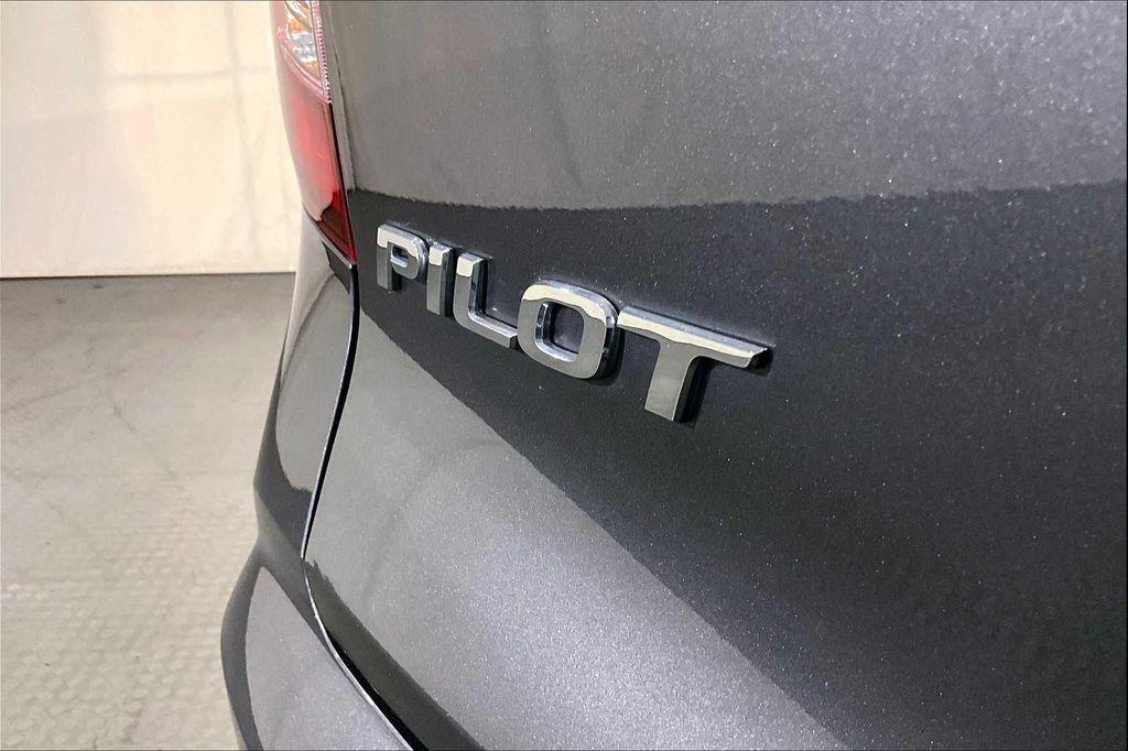 used 2019 Honda Pilot car, priced at $25,787