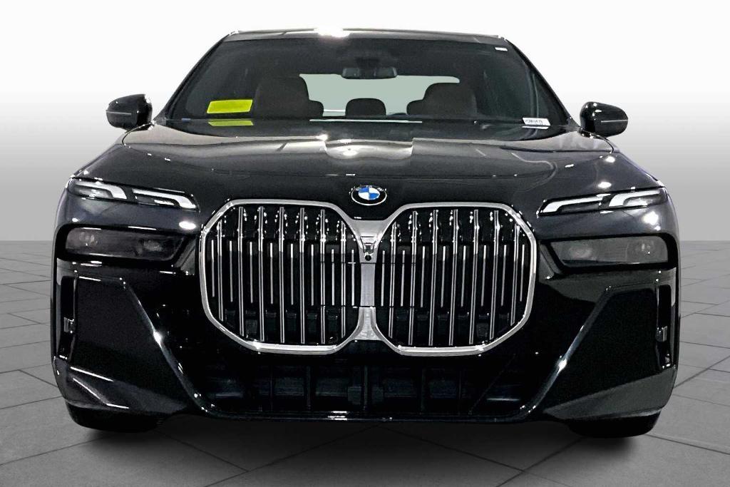 used 2023 BMW 760 car, priced at $85,987