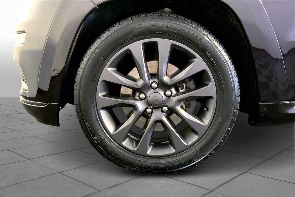 used 2018 Jeep Grand Cherokee car, priced at $23,287