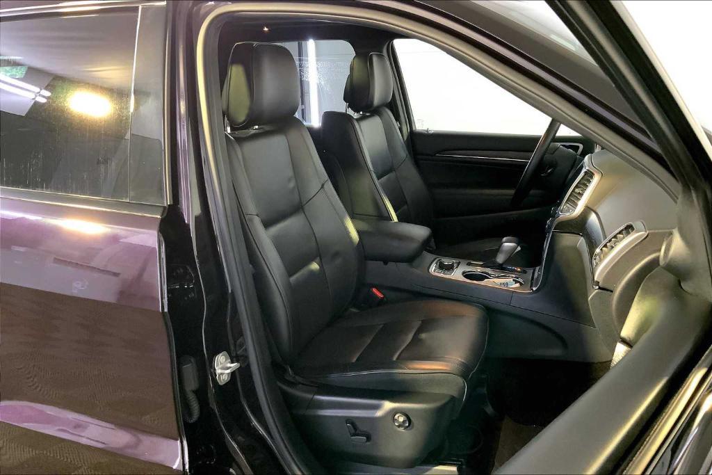 used 2018 Jeep Grand Cherokee car, priced at $23,287