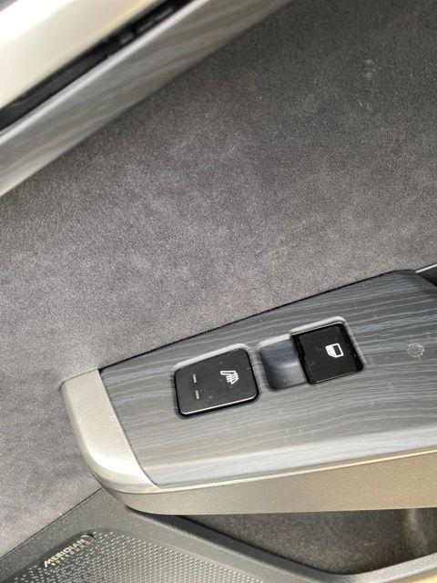 used 2023 Kia EV6 car, priced at $35,250