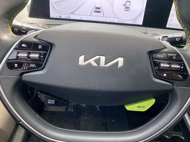 used 2023 Kia EV6 car, priced at $35,250