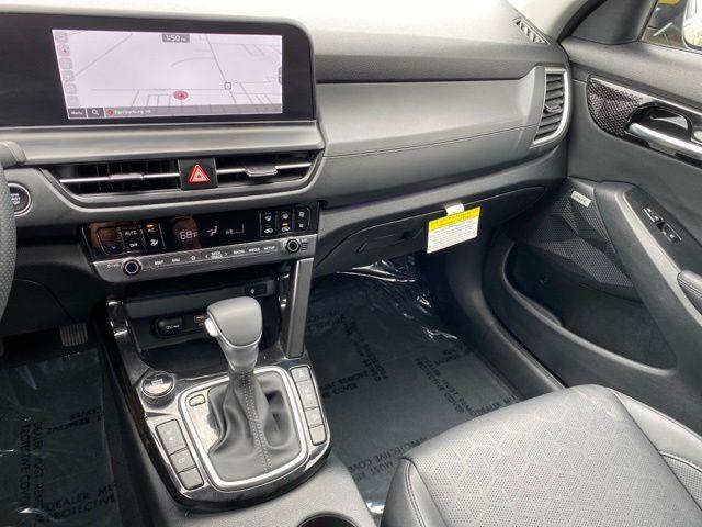 used 2024 Kia Seltos car, priced at $27,000