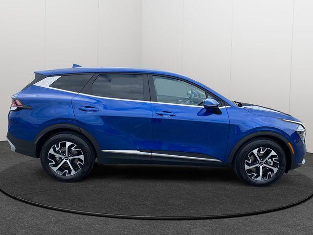 new 2025 Kia Sportage car, priced at $30,500