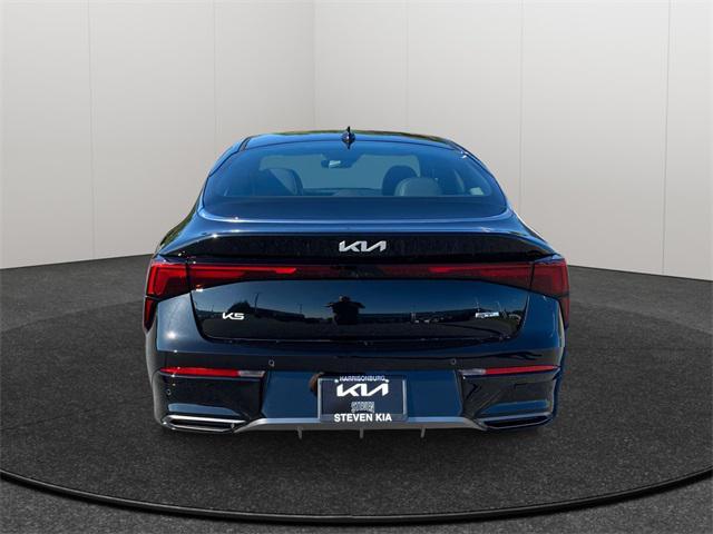 new 2025 Kia K5 car, priced at $30,500