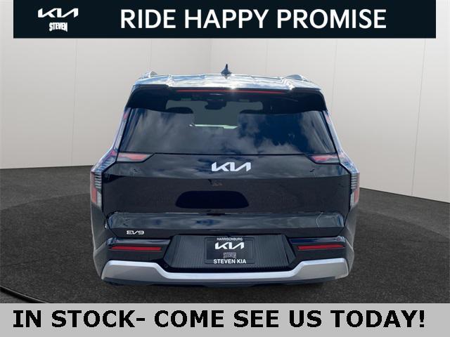new 2024 Kia EV9 car, priced at $61,674