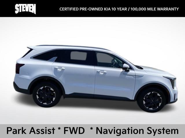 used 2025 Kia Sorento car, priced at $31,500