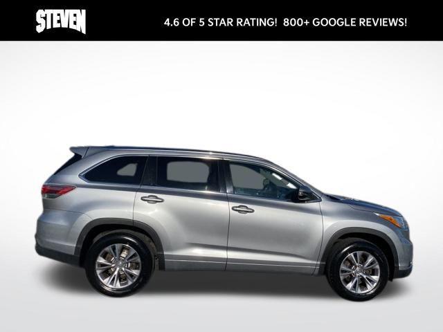 used 2015 Toyota Highlander car, priced at $14,500