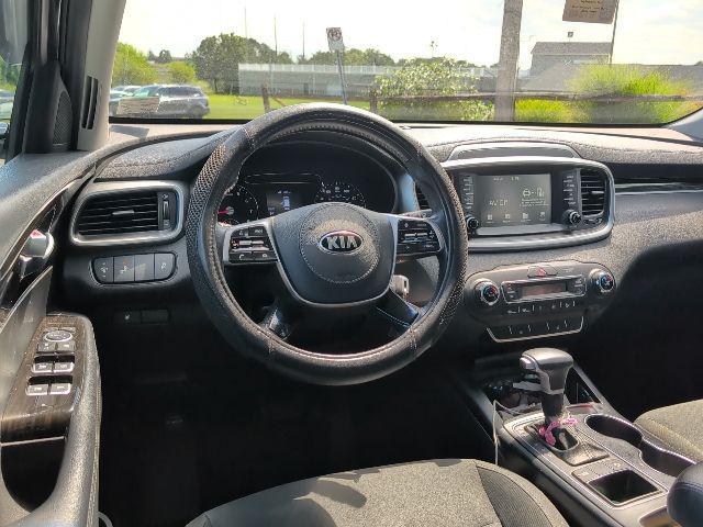 used 2020 Kia Sorento car, priced at $17,000