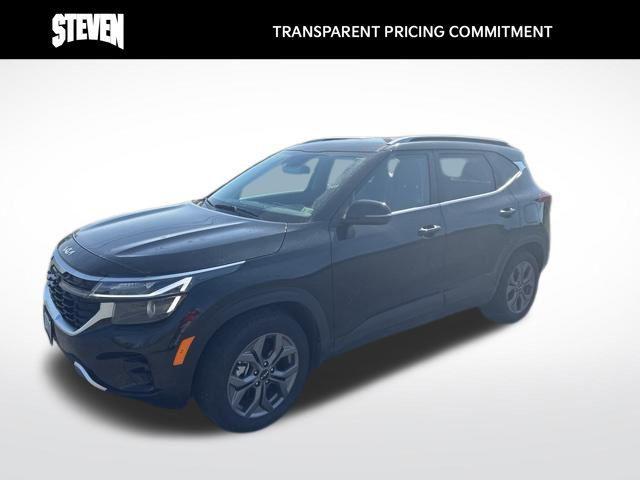 used 2024 Kia Seltos car, priced at $28,100