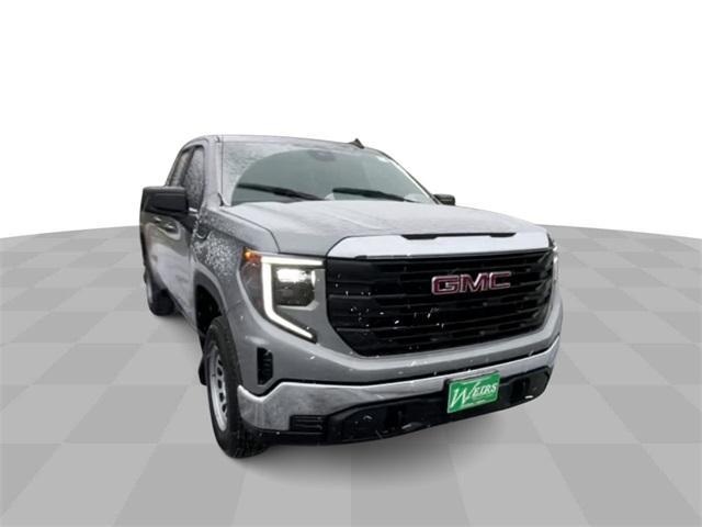 new 2025 GMC Sierra 1500 car, priced at $47,605