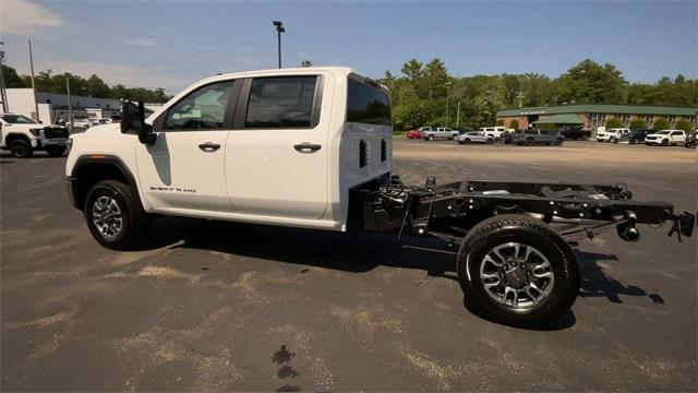 new 2025 GMC Sierra 3500 car, priced at $55,953