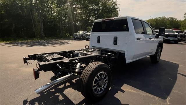 new 2025 GMC Sierra 3500 car, priced at $55,953