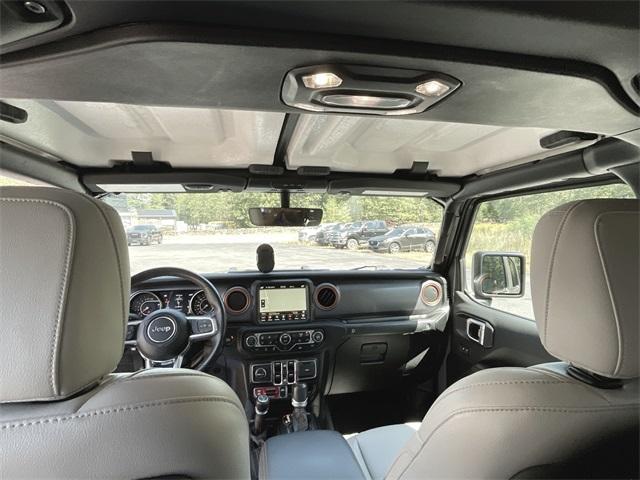 used 2023 Jeep Gladiator car, priced at $40,000
