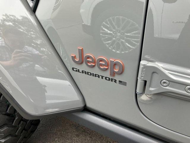used 2023 Jeep Gladiator car, priced at $40,000