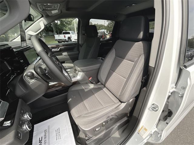 new 2025 GMC Sierra 1500 car, priced at $58,595