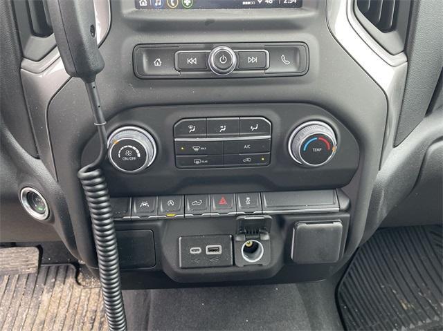 used 2025 Chevrolet Silverado 1500 car, priced at $40,500