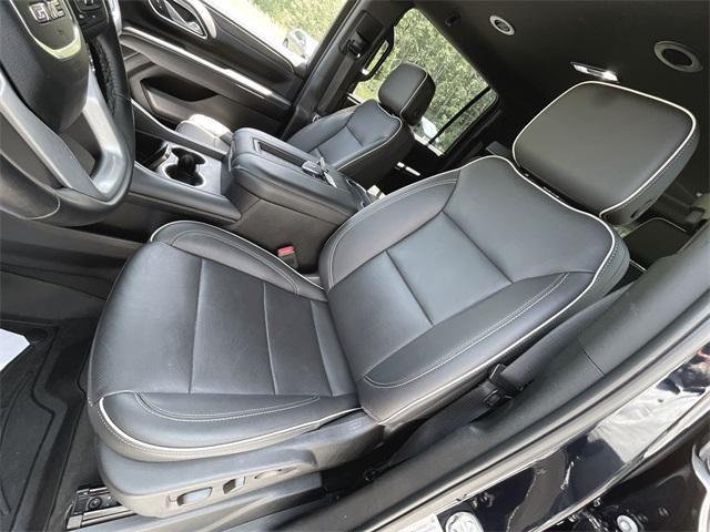 used 2023 GMC Yukon XL car, priced at $52,300