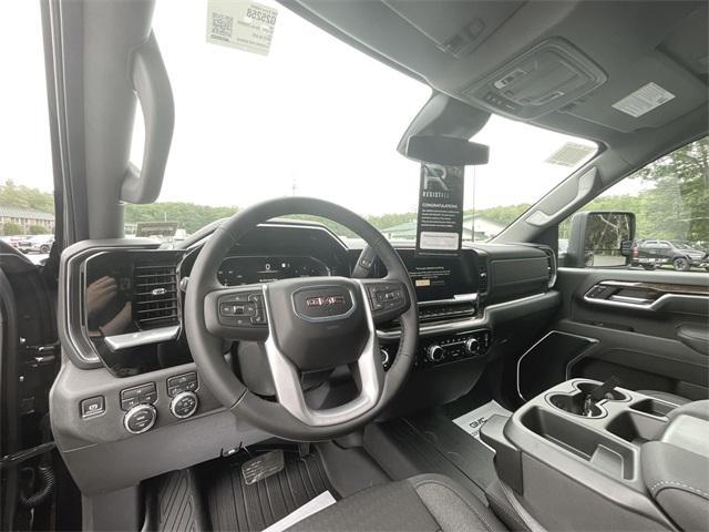 new 2025 GMC Sierra 2500 car, priced at $59,650