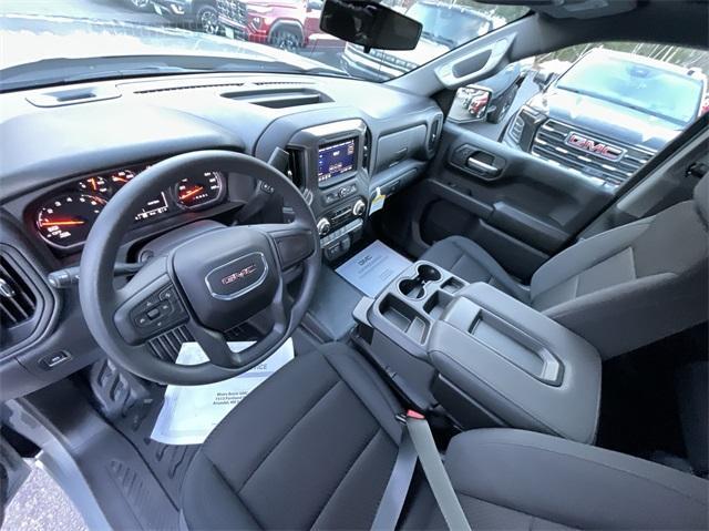 new 2025 GMC Sierra 1500 car, priced at $47,665