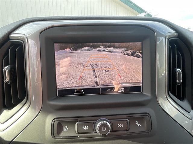 new 2025 GMC Sierra 1500 car, priced at $43,595