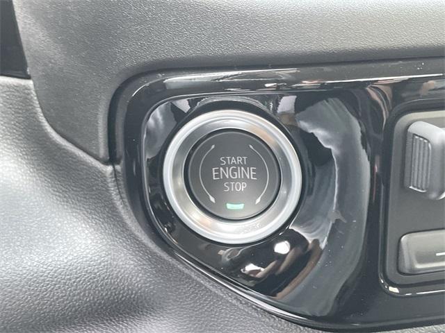 new 2025 GMC Sierra 3500 car, priced at $56,570