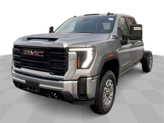 new 2025 GMC Sierra 3500 car, priced at $56,160