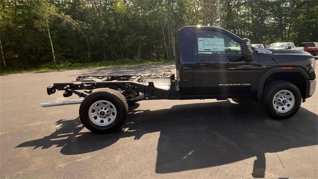 new 2025 GMC Sierra 3500 car, priced at $52,098