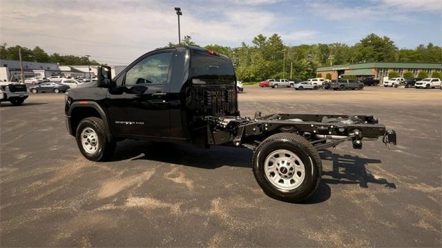 new 2025 GMC Sierra 3500 car, priced at $52,098