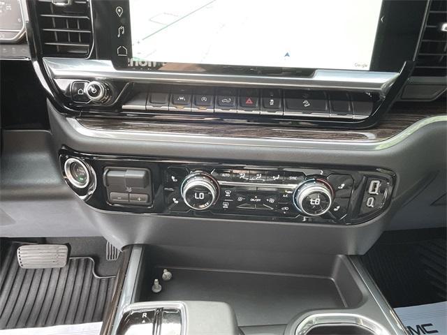 new 2025 GMC Sierra 1500 car, priced at $59,940