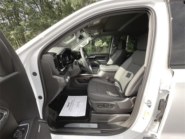 new 2025 GMC Sierra 1500 car, priced at $59,940