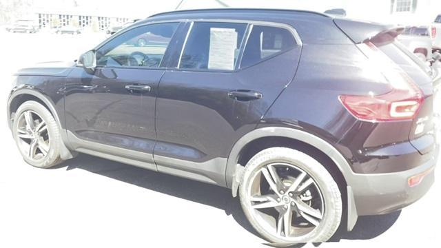 used 2022 Volvo XC40 car, priced at $31,000