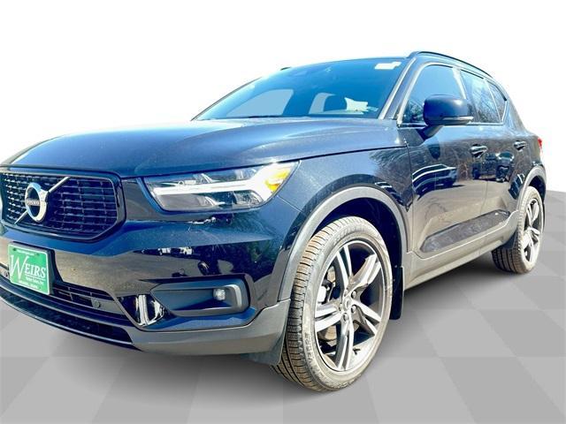 used 2022 Volvo XC40 car, priced at $30,819