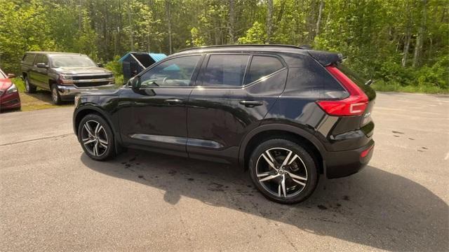 used 2022 Volvo XC40 car, priced at $28,538