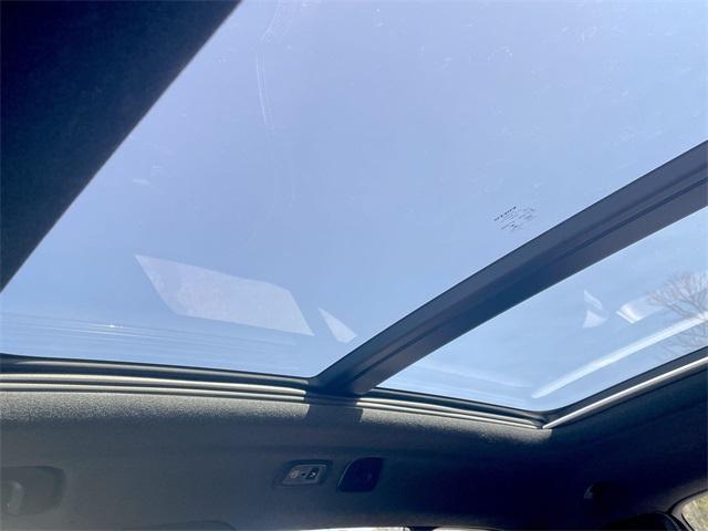 used 2022 Volvo XC40 car, priced at $31,000