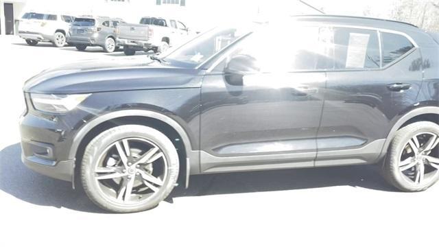 used 2022 Volvo XC40 car, priced at $31,000