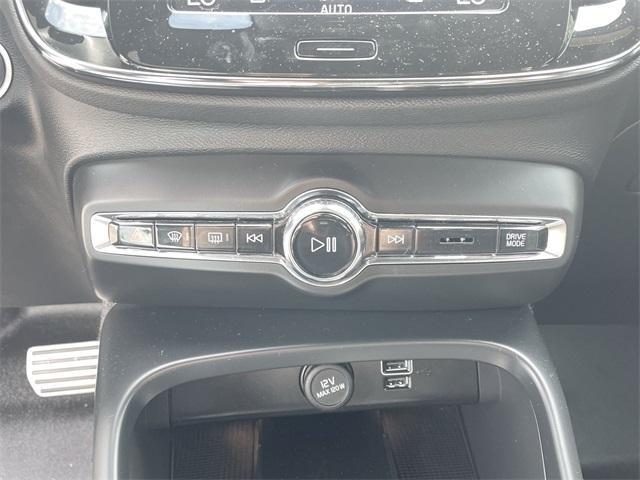 used 2022 Volvo XC40 car, priced at $28,538