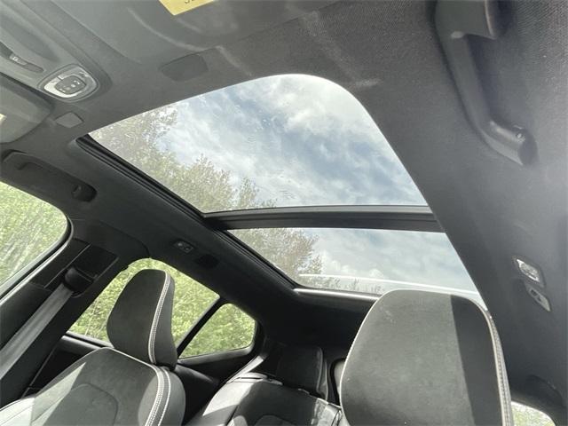 used 2022 Volvo XC40 car, priced at $28,538