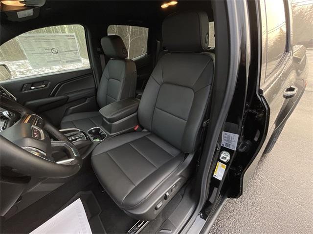 new 2025 GMC Canyon car, priced at $47,395
