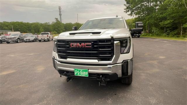 used 2024 GMC Sierra 2500 car, priced at $43,928