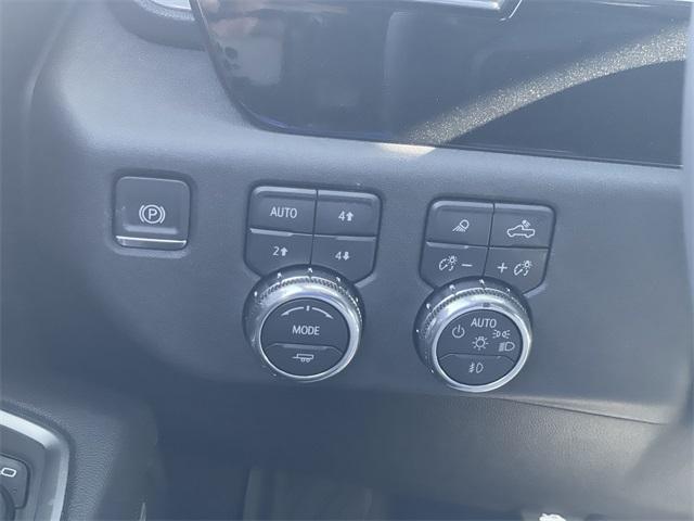 new 2025 GMC Sierra 3500 car, priced at $83,665