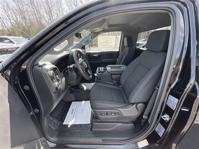new 2025 GMC Sierra 1500 car, priced at $45,615
