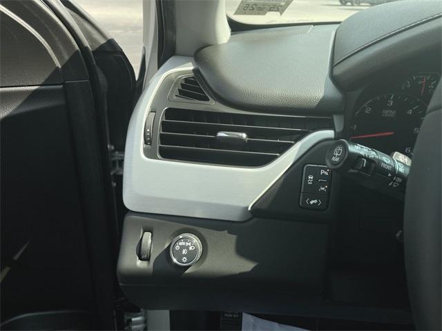 used 2018 GMC Yukon car, priced at $24,997