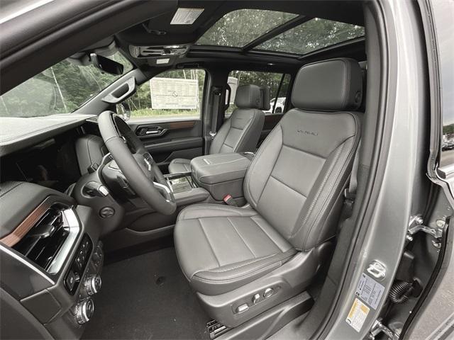 new 2025 GMC Yukon XL car, priced at $98,075