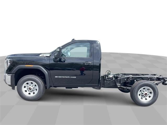 new 2025 GMC Sierra 3500 car, priced at $50,348