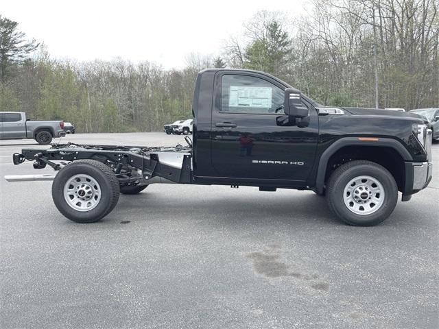 new 2025 GMC Sierra 3500 car, priced at $50,348