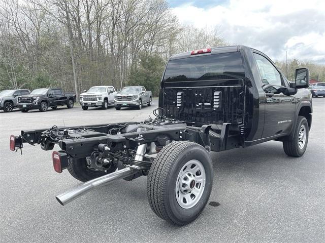 new 2025 GMC Sierra 3500 car, priced at $50,348
