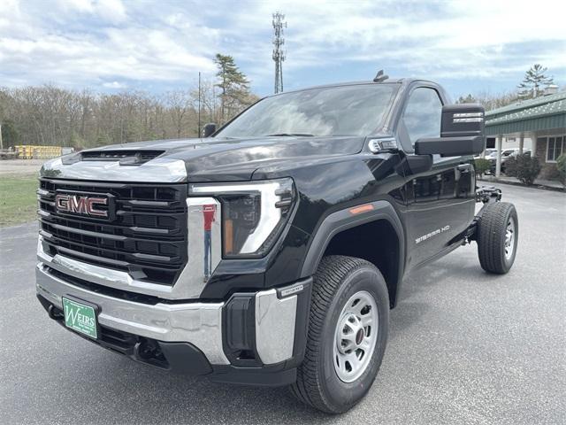 new 2025 GMC Sierra 3500 car, priced at $50,348