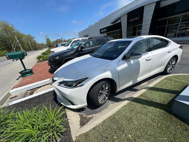 used 2021 Lexus ES 250 car, priced at $30,495